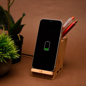 Maple 15W | Wireless Charger & USB Hub With Pen Stand